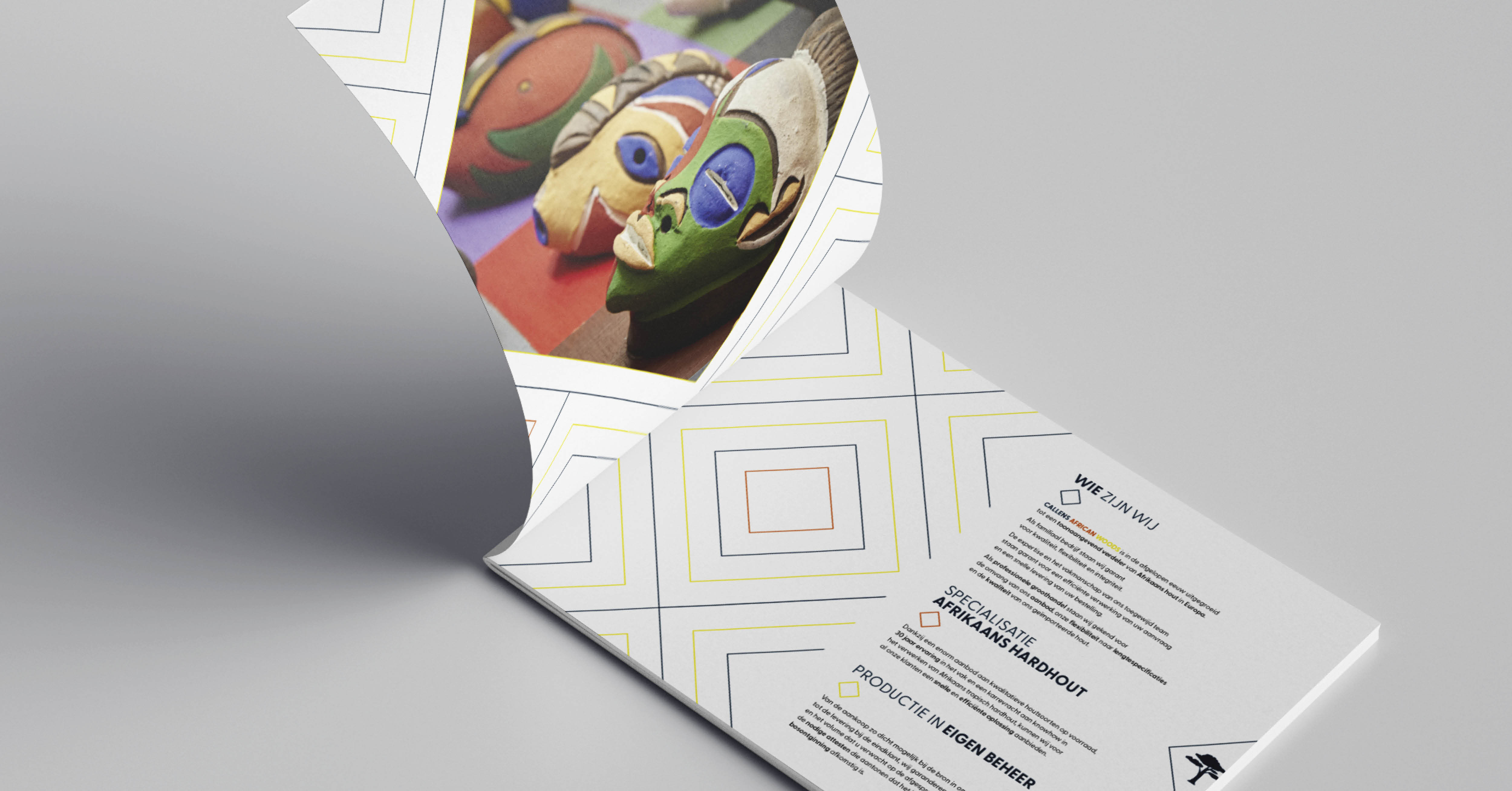 opengeslagen folder van Callens houtimport