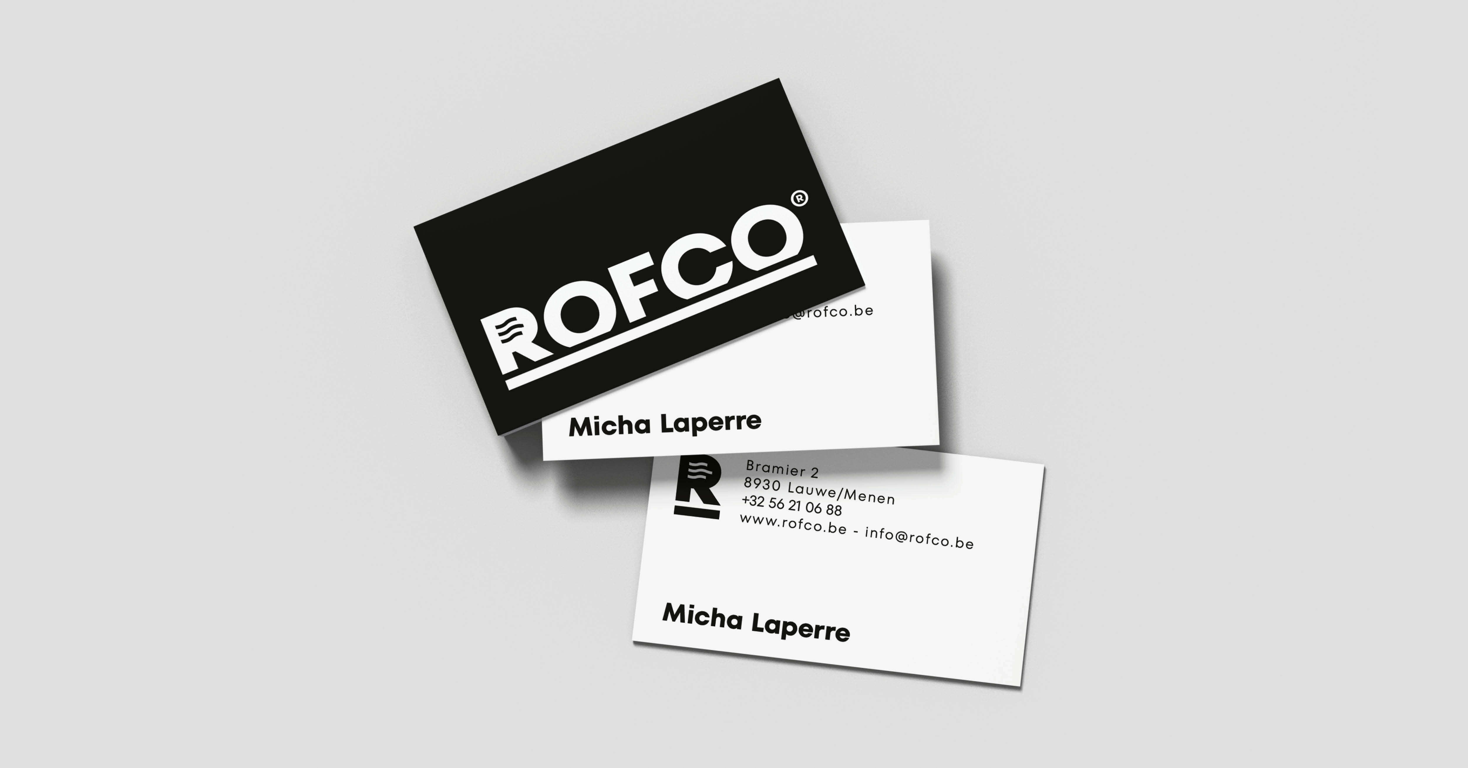 mockup van drie naamkaartjes van rofco